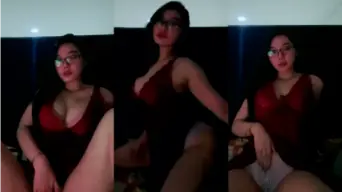 Kak Lia Elus Meki dan Toket Video by BOKEPSIN