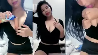 Aulmii Jilat Uting Basah Live Video by TXXX