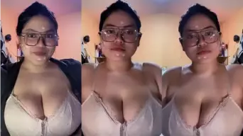 Mbak Lynn Tobrut Live Sebelum Tidur Video by RedTube