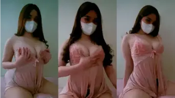 Mbak Naya Ebot Belahan Toket Mulus Video by xHamster Mbak Naya Ebot Belahan Toket Mulus Video by xHamster