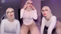 Hijab Twerk Goyang Binal 2 Video by KingBokep