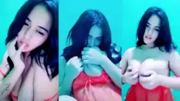 ABG Cantik Toketnya Gede Puting Coklat Video by simontok