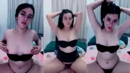 Rosa Makin Cakep Binal Pose Ngangkang Video by PornTrex Rosa Makin Cakep Binal Pose Ngangkang Video by PornTrex