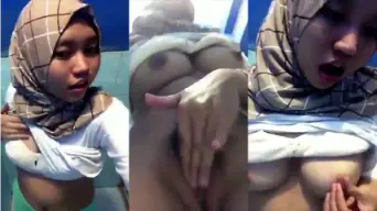 Lyn 4_BG Jilboobs Cantik Sange Video by Kompoz