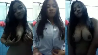 Gadis SM4 Bugil di Kamar Mandi Video by TXXX