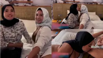 2 Tante Hijab Montok Cewek Lesbian Video by FapHouse 2 Tante Hijab Montok Cewek Lesbian Video by FapHouse