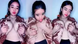 Miss Jijiw Remas Toket Jilatin Utingnya Video by NoBokep