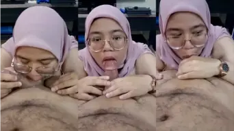 Sepongan Cewek Jilbab Pink Lagi Viral Video by YouJizz