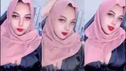 Hijabers Cantik Belahan Toket Live Mendesah Video by YouPorn