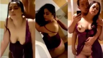 Selingkuh Doggy di Kamar Mandi Video by BokepHUB