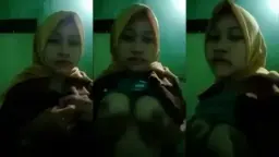 Ratna BebasINDO Pap Toket Gede Bulatnya Video by xNxx Ratna BebasINDO Pap Toket Gede Bulatnya Video by xNxx
