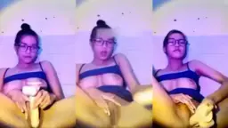 ABG Berkacamata Toket Bulat Colmek Video by IXXX ABG Berkacamata Toket Bulat Colmek Video by IXXX